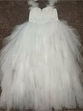Fashion Nova White Strapless Tulle Ball Gown